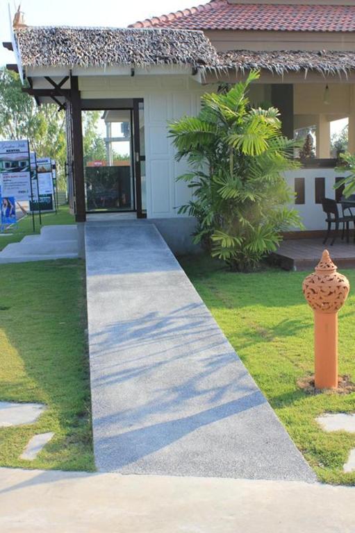 Garden Hills Villa Resort Cha-Am Bagian luar foto